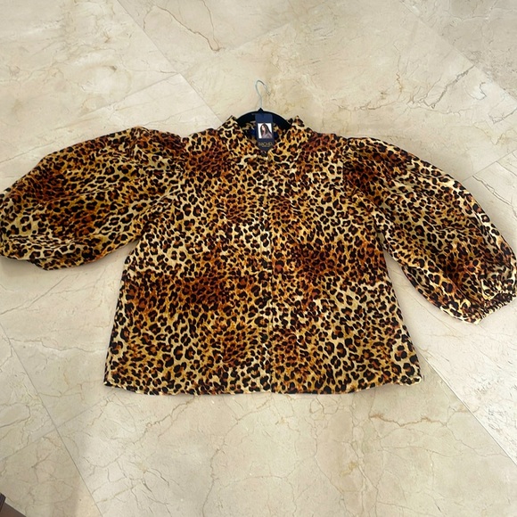 NWT RACHEL RAY CHEETAH PUFF SLEEVE BLOUSE - Picture 2 of 6